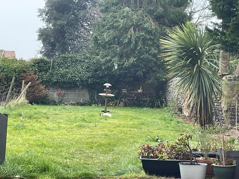 Lovely 1 Bedroom Flat In Broadstairs Bagian luar foto